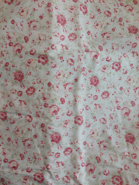 Durham Quilt Collection cotton fabric by Lecien 31338-20 Red Roses on Pink